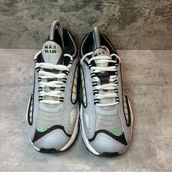 Nike Air Max Tailwind 4 'Wolf Grey Green' Sneakers Womens sz 7.5 - grey/green - Picture 2 of 6